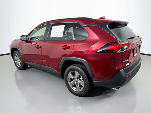 Used 2025 Toyota RAV4 XLE FWD image 8