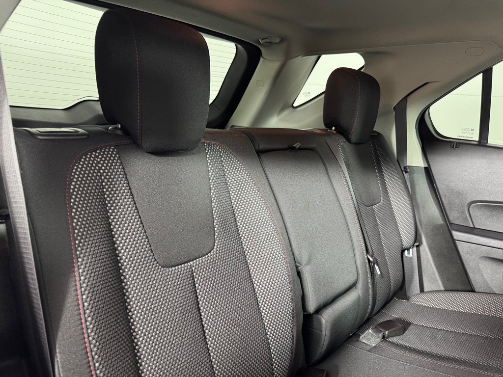 Used 2017 Chevrolet Equinox LT FWD image 23