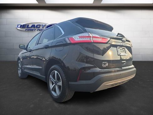 Used 2022 Ford Edge SEL w/ Convenience Package image 4