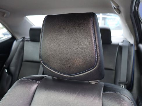 Used 2019 Toyota Corolla SE FWD image 17