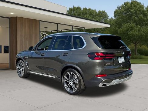 Used 2026 BMW X5 sDrive40i w/ Premium Package RWD image 11