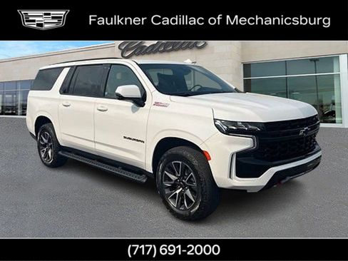 Used 2023 Chevrolet Suburban Z71 w/ Luxury Package AWD/4WD image 1
