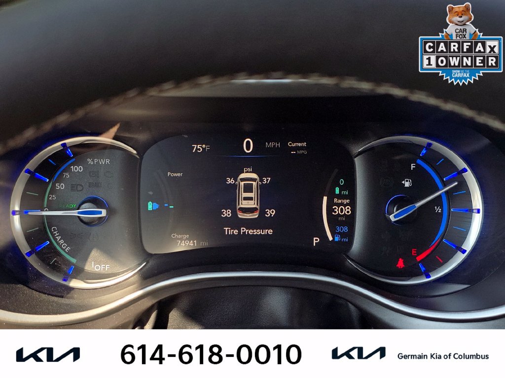 Used 2024 Chrysler Pacifica Limited FWD image 22
