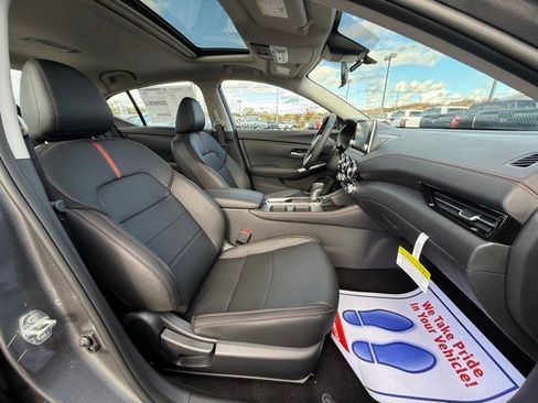 New 2025 Nissan Sentra SR w/ SR Premium Package image 18