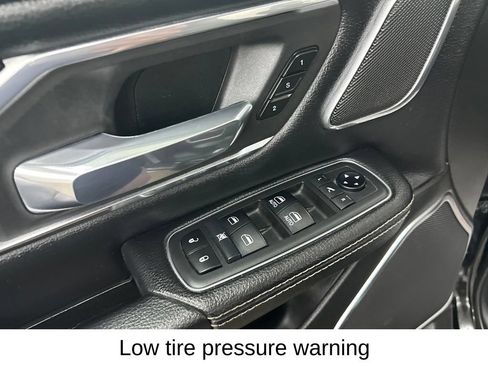 Used 2019 RAM 1500 Laramie AWD/4WD image 38