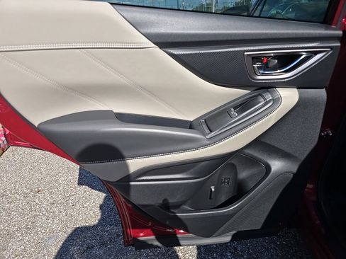 Used 2023 Subaru Forester Limited image 24