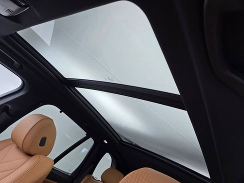 Used 2026 BMW X5 sDrive40i w/ Premium Package RWD image 12