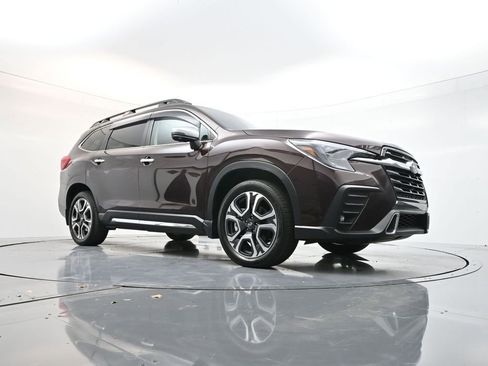 Used 2023 Subaru Ascent Touring image 27