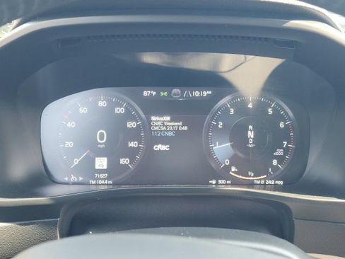 Used 2019 Volvo XC40 T5 Momentum AWD/4WD image 27