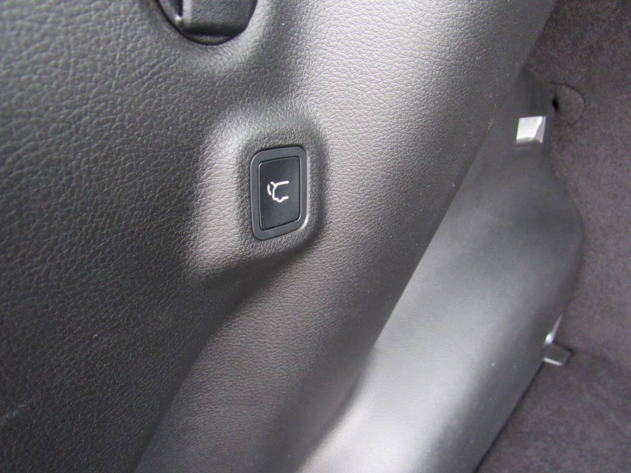 Used 2026 Jeep Compass Trailhawk AWD/4WD image 39