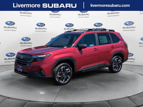 New 2026 Subaru Forester Premium AWD/4WD image 1