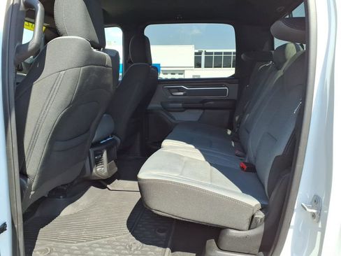 Used 2022 RAM 1500 Big Horn AWD/4WD image 10