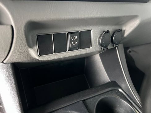 Used 2012 Toyota Tacoma PreRunner image 31