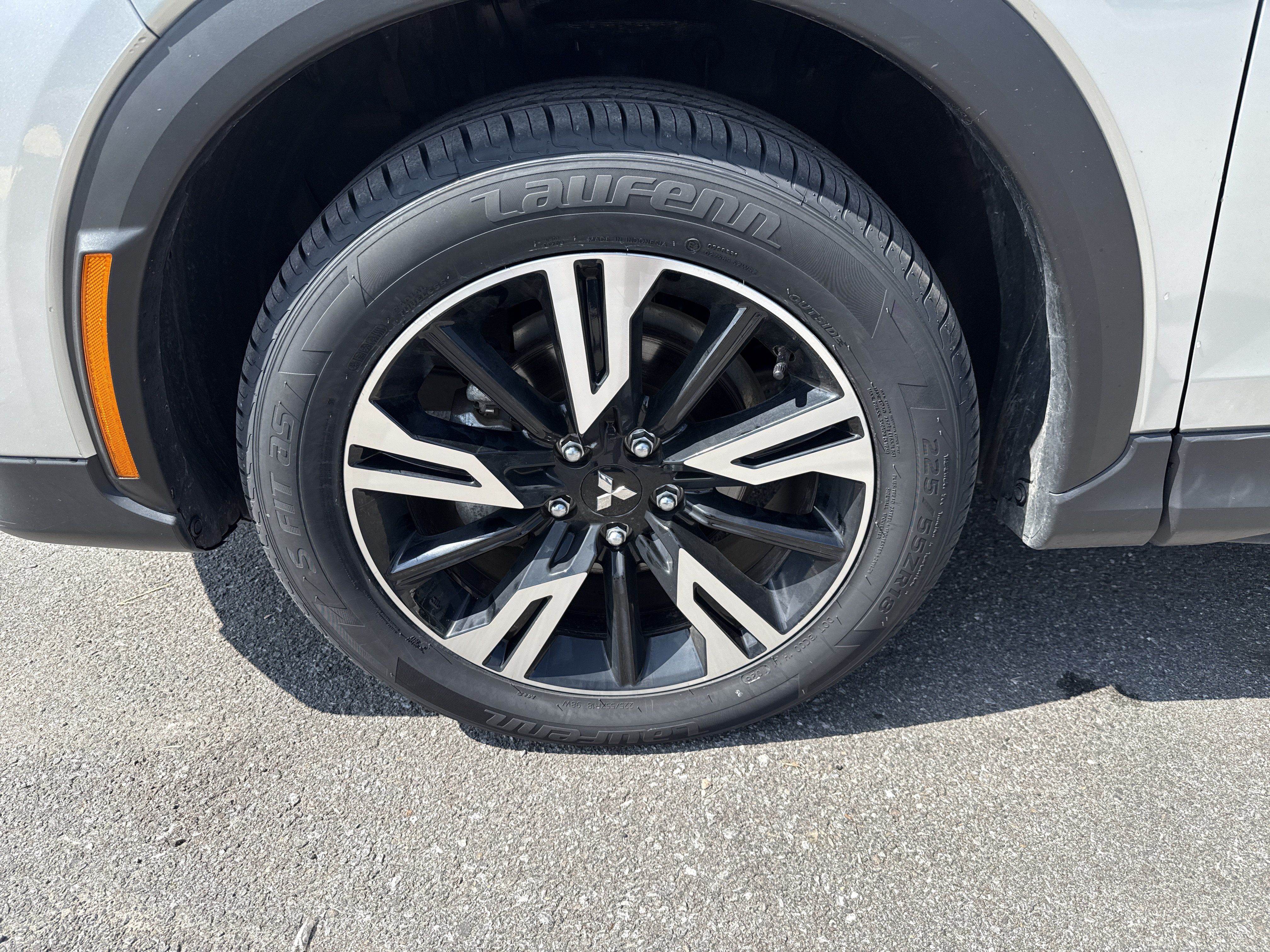 Used 2025 Mitsubishi Eclipse Cross SE AWD/4WD image 11