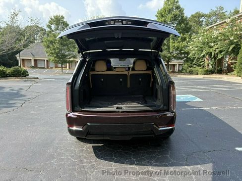 Used 2025 Cadillac Escalade IQ Sport 2 AWD/4WD image 10