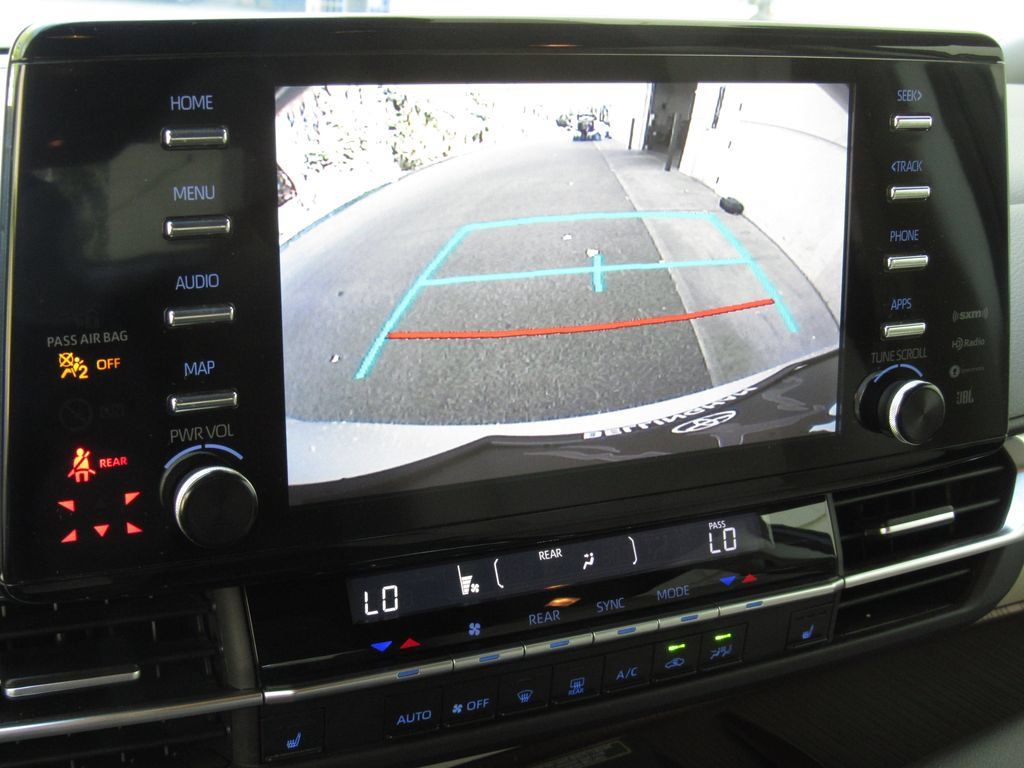 Certified 2023 Toyota Sienna XLE w/ XLE Plus Package AWD/4WD image 40