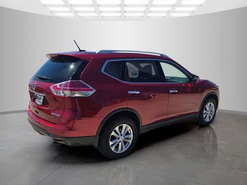 Used 2016 Nissan Rogue SV w/ SV Moonroof Package AWD/4WD image 9