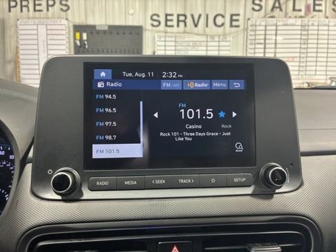 Used 2022 Hyundai Kona SE AWD/4WD image 4