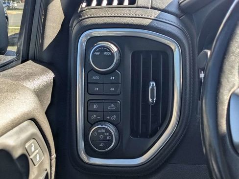 Used 2021 Chevrolet Silverado 1500 LTZ w/ Z71 Off-Road Package AWD/4WD image 19