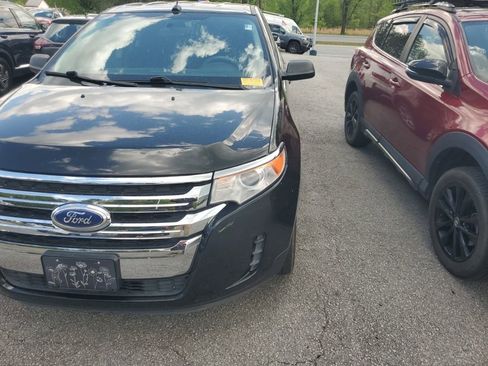 Used 2014 Ford Edge SE w/ Equipment Group 101A AWD/4WD image 2