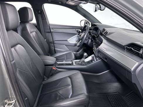 Used 2024 Audi Q3 2.0T Premium image 71