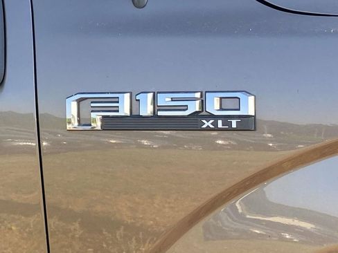Used 2018 Ford F150 XLT w/ Equipment Group 302A Luxury AWD/4WD image 11
