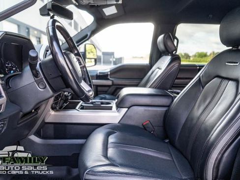 Used 2022 Ford F250 Platinum w/ FX4 Off-Road Package AWD/4WD image 22