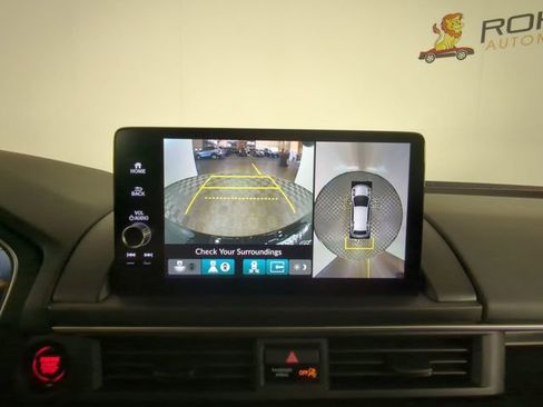 Used 2025 Honda Pilot Black Edition image 23
