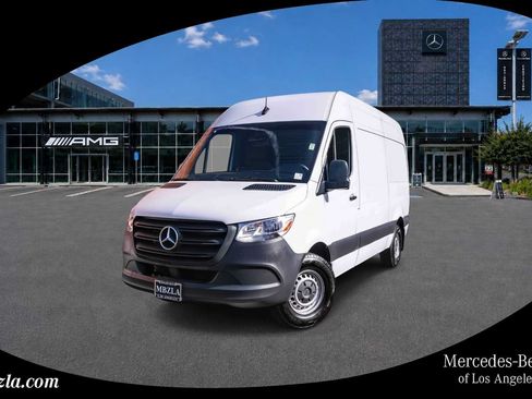 Used 2024 Mercedes-Benz Sprinter 2500 image 1