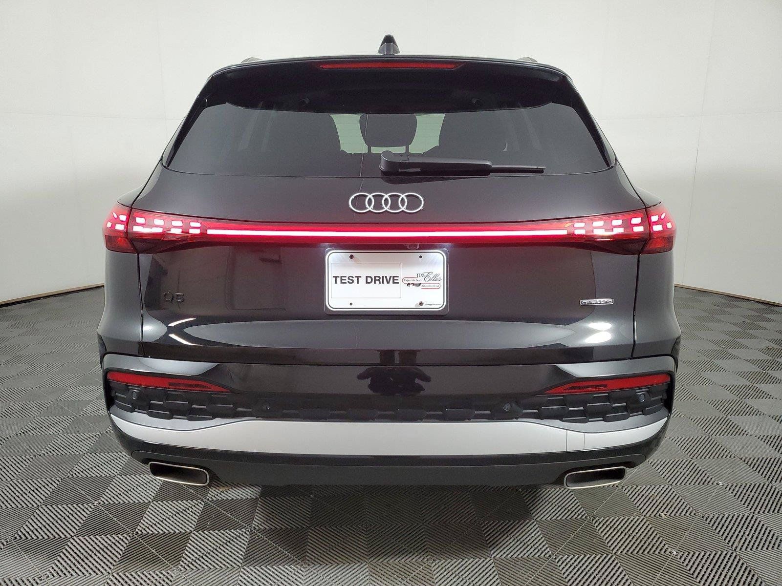 Used 2025 Audi Q5 Premium Plus AWD/4WD image 5