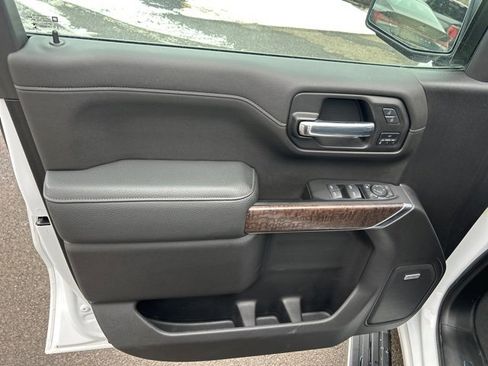 Used 2022 GMC Sierra 1500 Denali w/ Denali Premium Package image 22