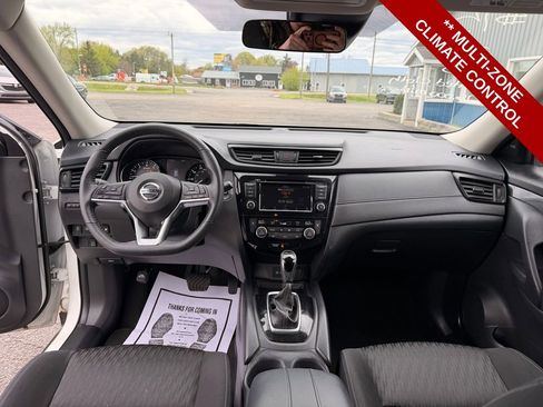 Used 2020 Nissan Rogue SV AWD/4WD image 15