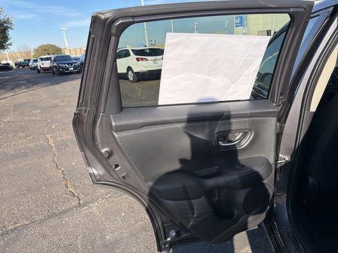 New 2026 Honda HR-V LX image 28