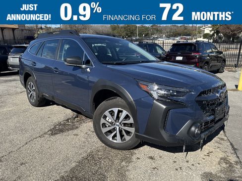 Used 2025 Subaru Outback 2.5i image 1