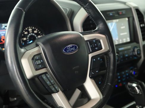 Used 2018 Ford F150 Lariat image 16