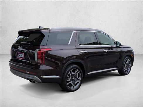 Used 2024 Hyundai Palisade Limited FWD image 5