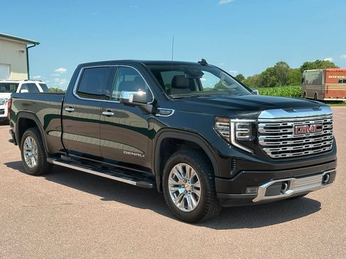 Used 2025 GMC Sierra 1500 Denali AWD/4WD image 7