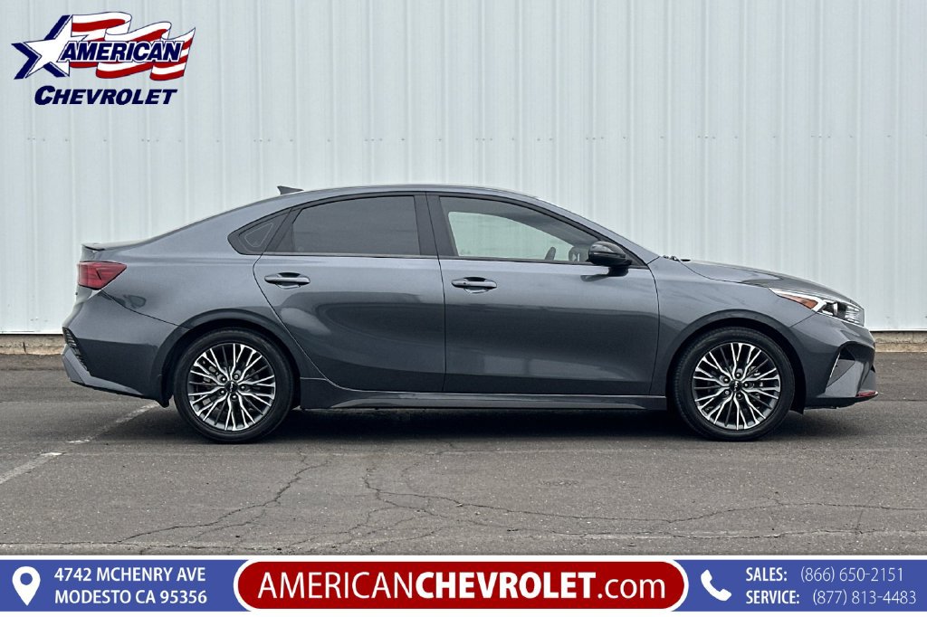 Used 2024 Kia Forte GT-Line FWD image 3