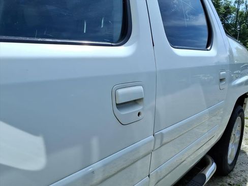 Used 2014 Honda Ridgeline RTL image 12