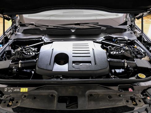 Used 2023 Land Rover Discovery S R-Dynamic image 56