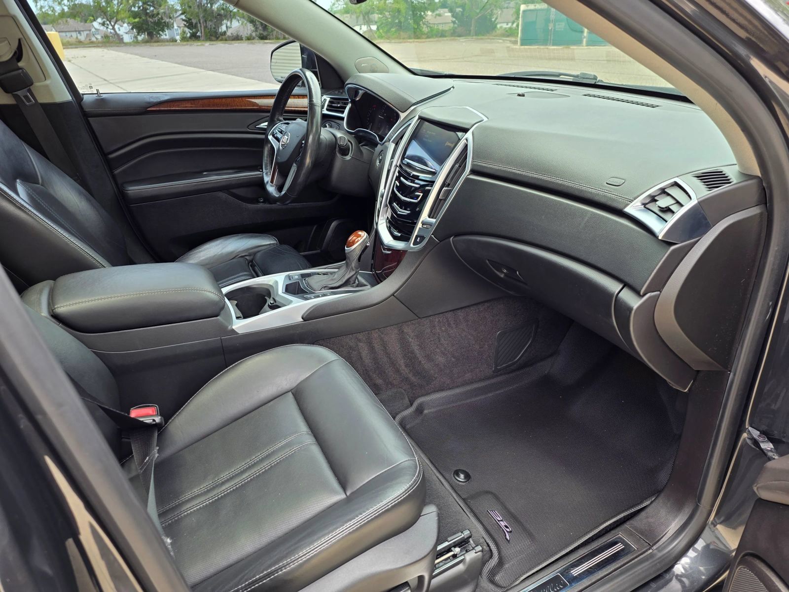 Used 2016 Cadillac SRX Luxury w/ Driver Awareness Package FWD image 29