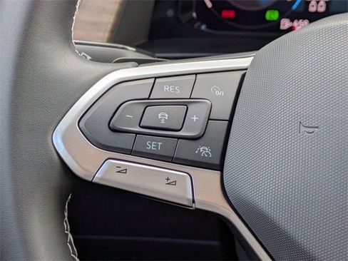 New 2026 Volkswagen Atlas SE image 26