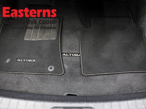 Used 2023 Nissan Altima 2.5 SV image 9