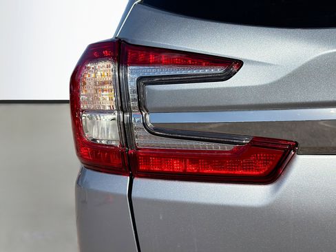 New 2026 Subaru Ascent Limited image 10