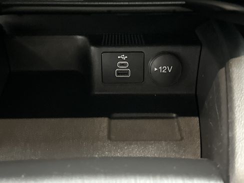 Used 2024 Ford Escape ST-Line w/ Tech Pack #1 AWD/4WD image 40