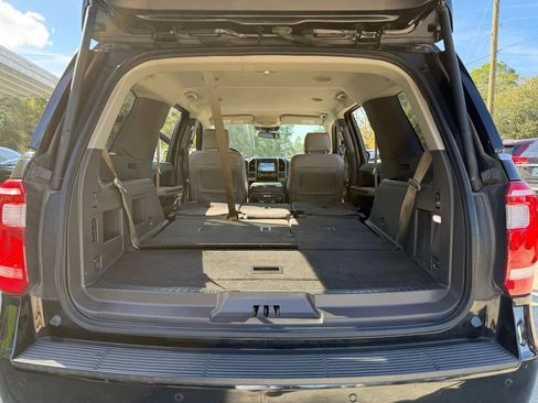 Used 2018 Ford Expedition XLT w/ Equipment Group 202A image 15