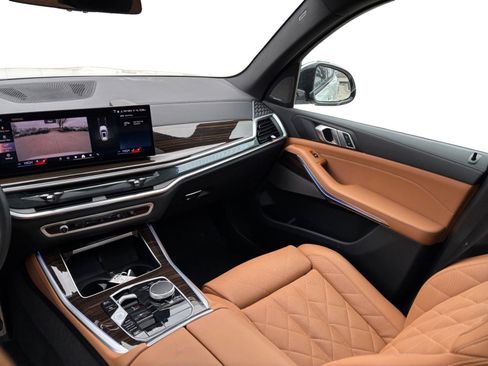 Used 2026 BMW X5 xDrive40i image 25