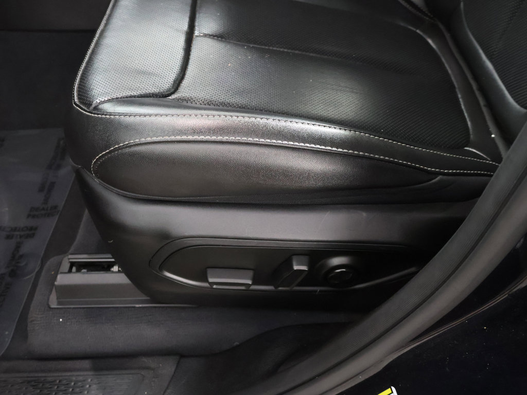 Used 2022 Jeep Grand Cherokee Limited 4xe w/ Luxury Tech Group II AWD/4WD image 37