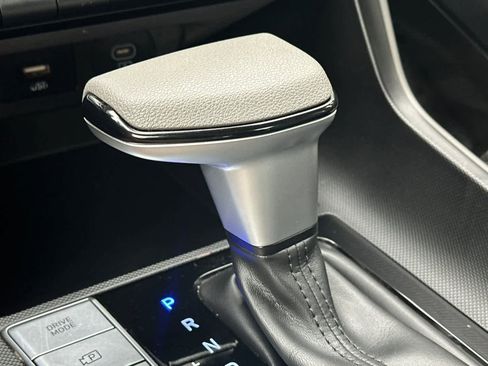 Used 2024 Hyundai Elantra SEL image 27