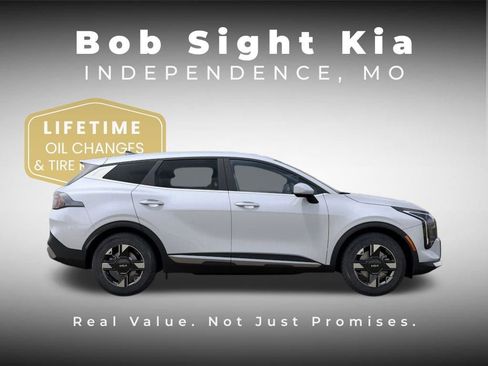 New 2026 Kia Sportage LX FWD image 7